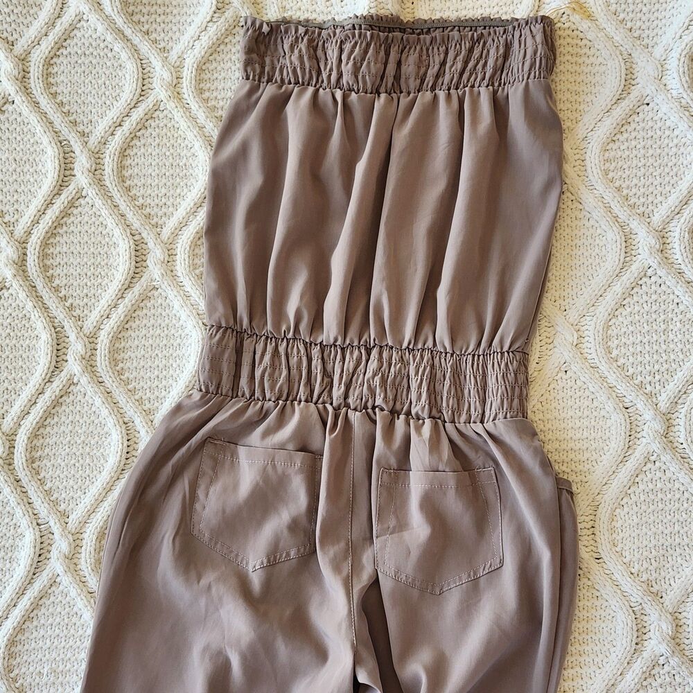 Classy Beige Wide Leg Strapless pants jumpsuit Size Medium - Picture 8 of 8